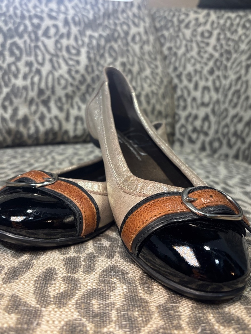 AGL gold metallic flats patent leather toe leather buckle preppy casual shoe 37
